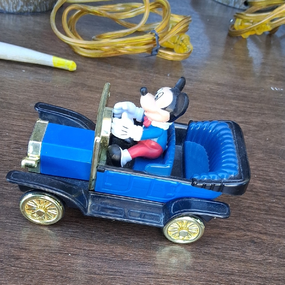 Mickey Mouse Oldtimer Vintage car Tin Friction Pull Back car